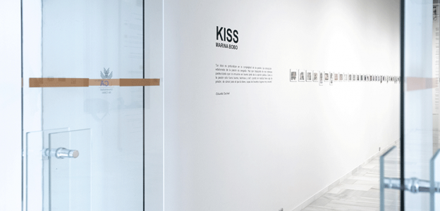Exposición "KISS" de Marina Bobo en La Kursala / Antigua alumna del Máster de Fotografía de Autor EFTI